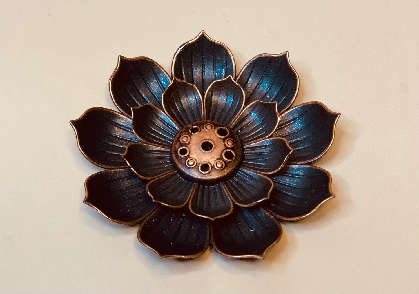 Quemador flor de loto - Jabones Ana de Castilla