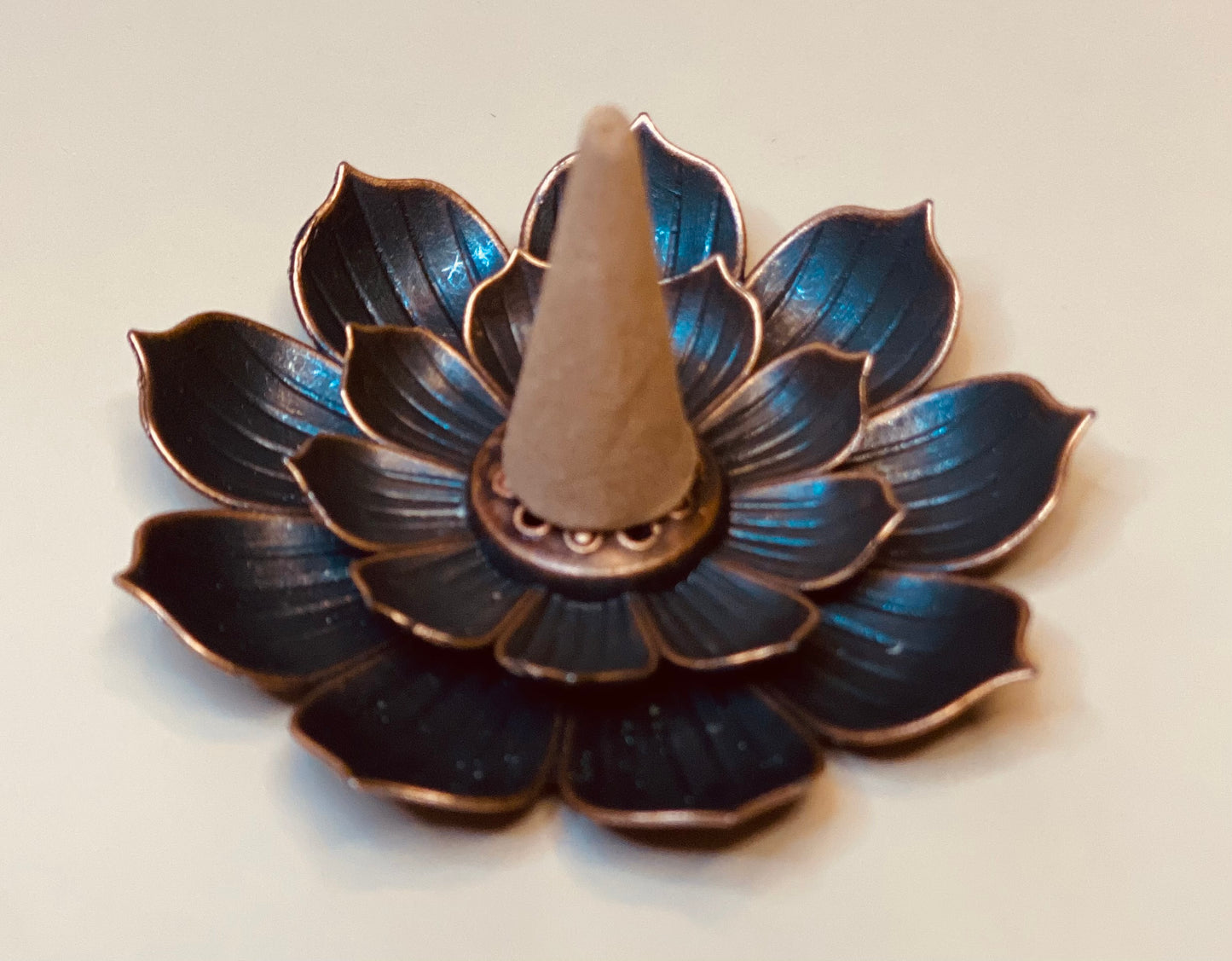 Quemador flor de loto - Jabones Ana de Castilla